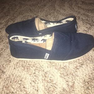women's toms